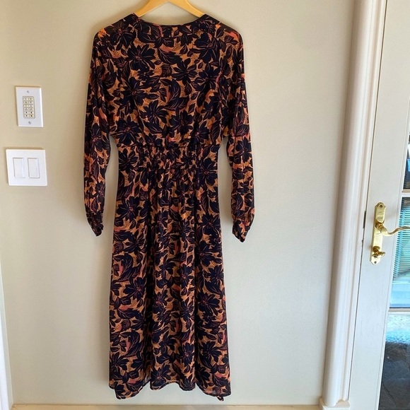 ASTR The Label Dark Romantic Sheer L/S Lined V Neck Empire Smocked Dress Sz M - Picture 5 of 11